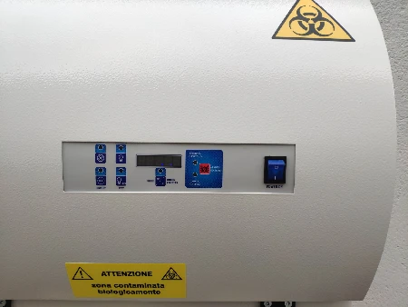 GLOVE BOX - MINI LABO ISOLATOR - immagine 4